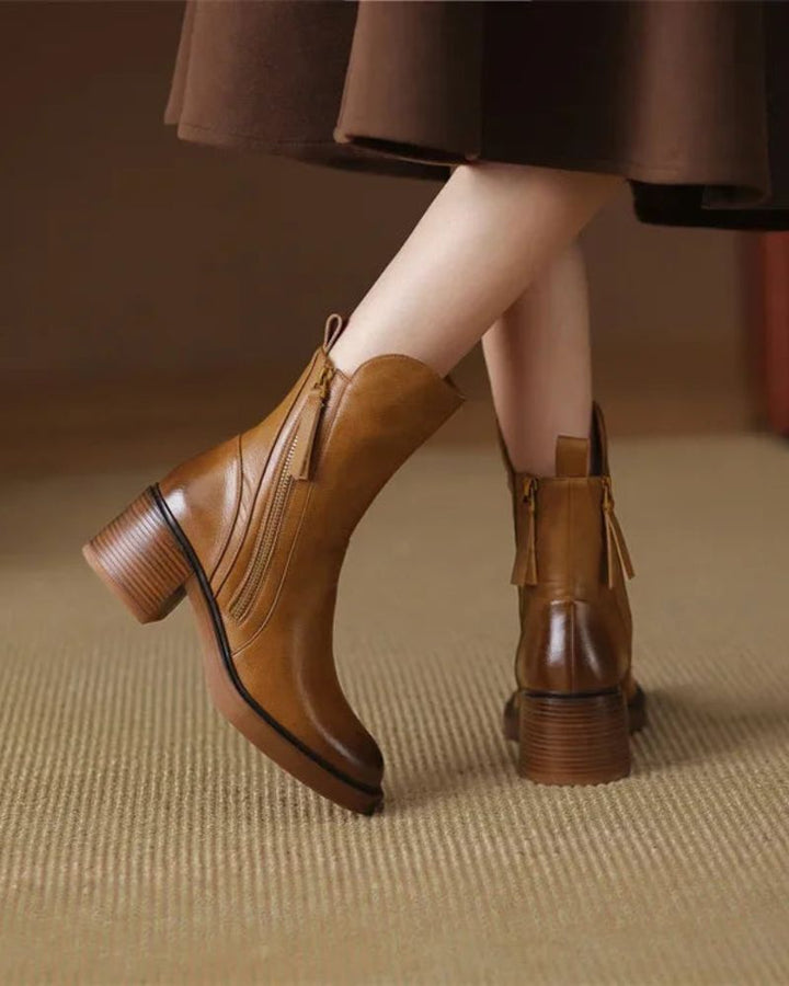 Emanuela | Ghete din piele cu toc confortabil