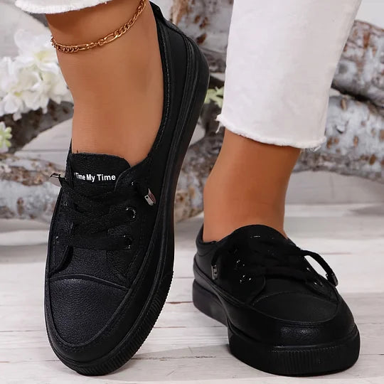 CHLOE – ADIDAȘI STREET CHARM