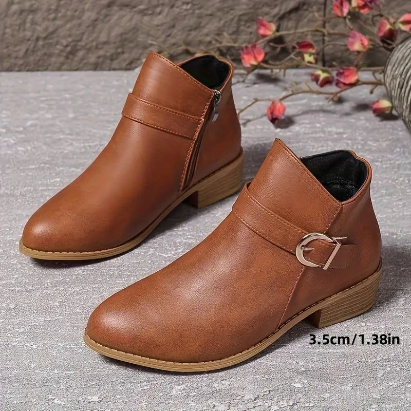 Botine moderne cu cataramă