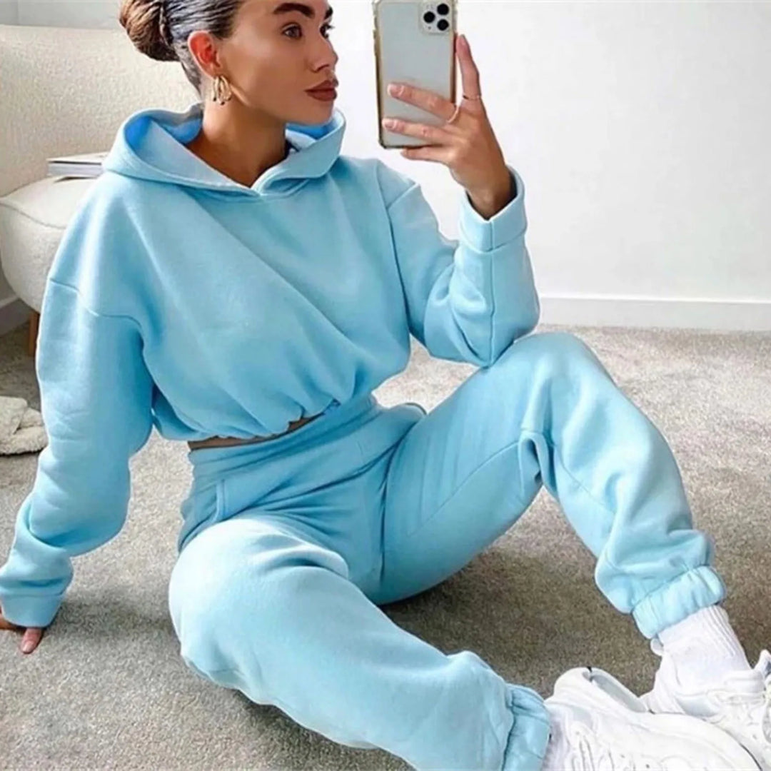 Set confortabil de loungewear cu glugă