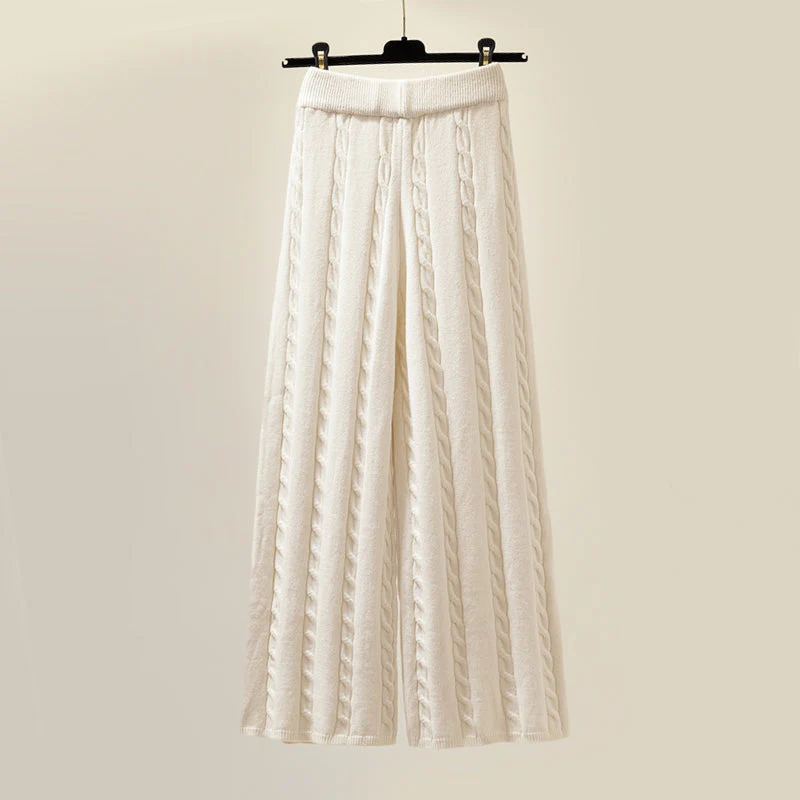 Maelie – Set Tricotat Confortabil și Cozy